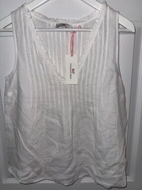 Vineyard Vines top